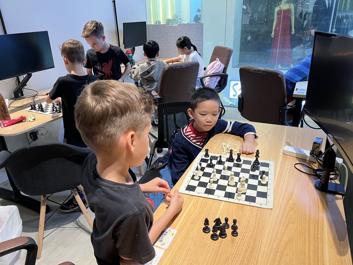 Gambit Academy chess coaching session 8